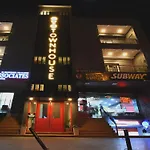 Townhouse Rudra Inn Near Chhatarpur Metro Station