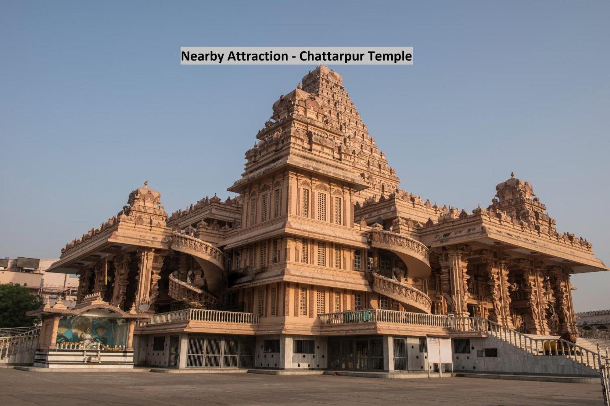 Townhouse Rudra Near Chhatarpur Metro Station Hotel