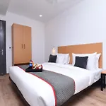 Townhouse Rudra Inn Near Chhatarpur Metro Station